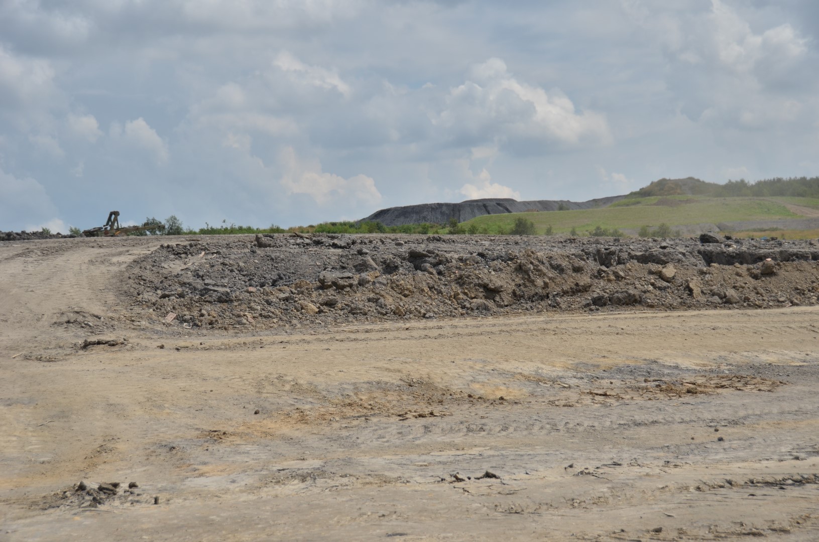a photo showing the site of Pinhoe Quarry before redevelopment begins
